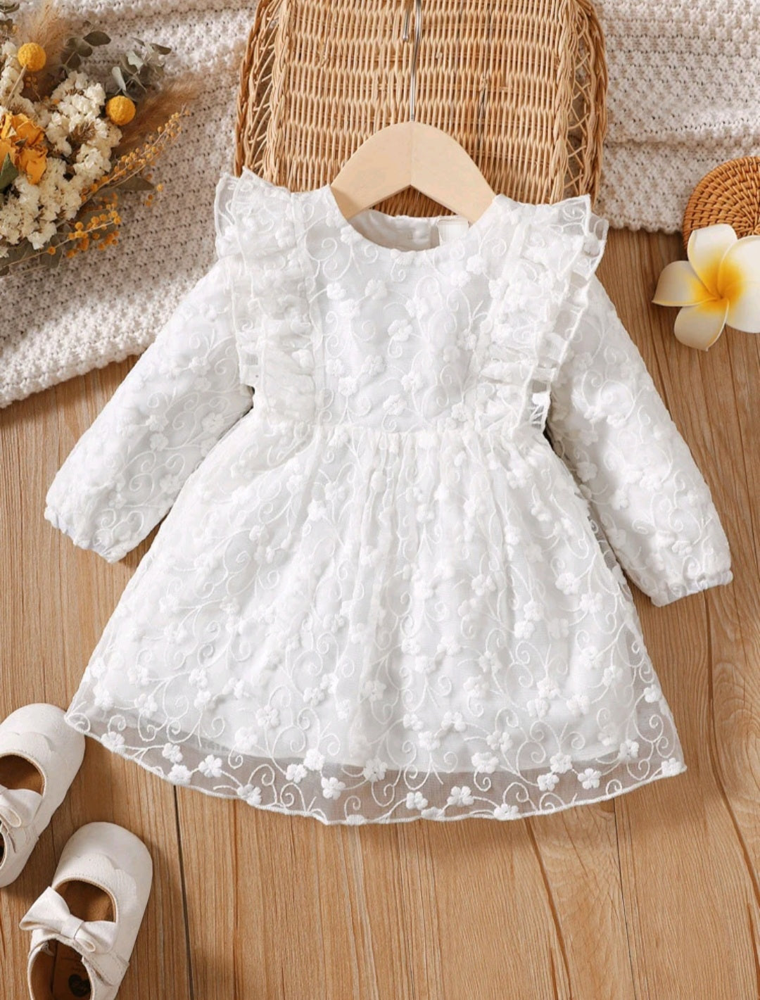 White Long Sleeve Lace Dress