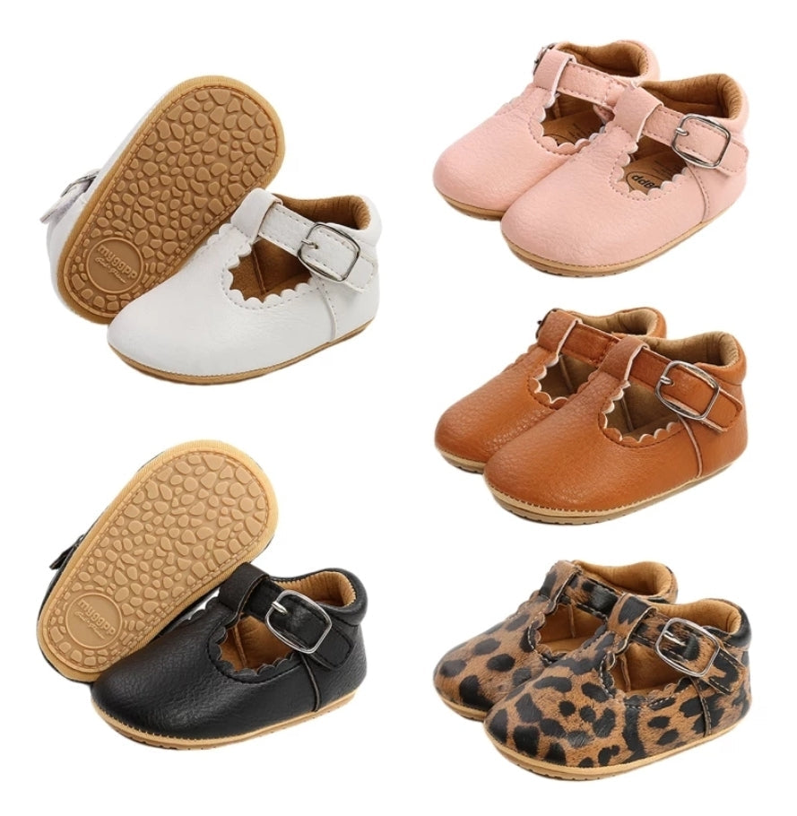 Tan MARYJ'S