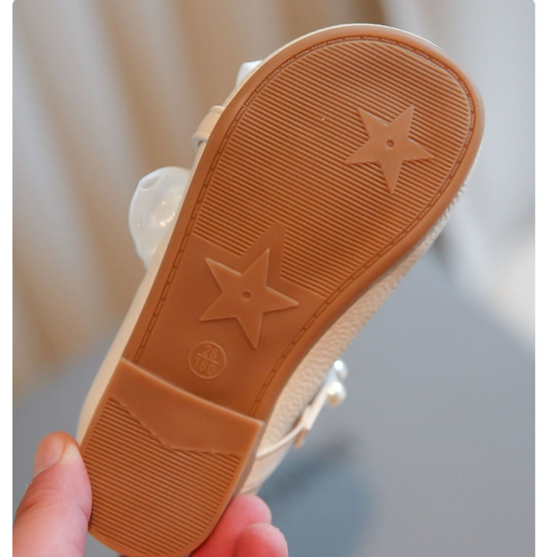 Pearl Bow Girls Party Dance Shoes Cream
